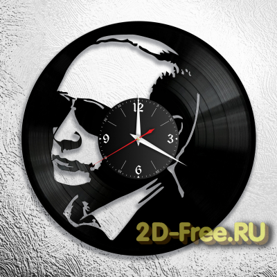 Часы на пластинке Владимир Путин 1