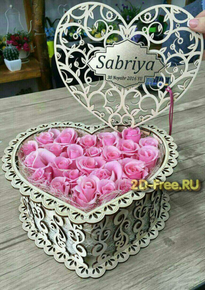 Коробочка в виде сердца